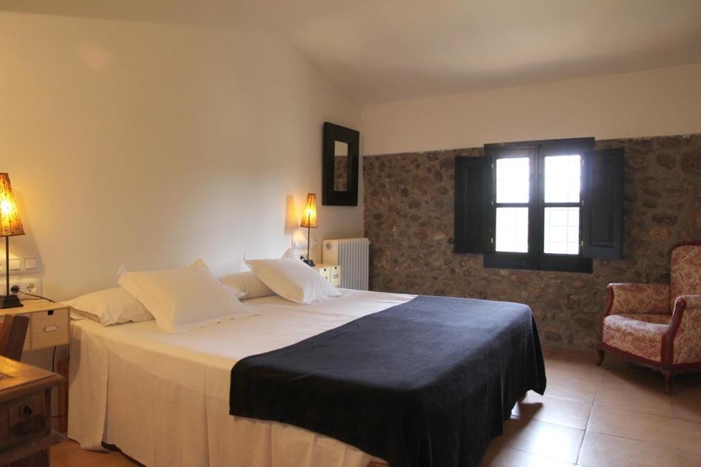 Hostal Nou De Crespia Phòng bức ảnh