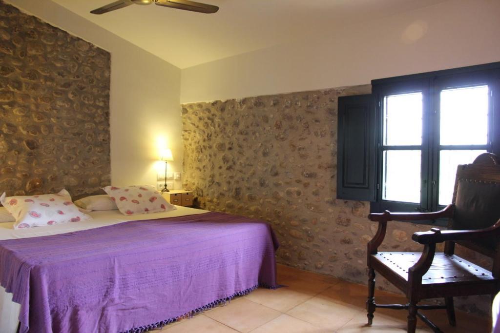 Hostal Nou De Crespia Phòng bức ảnh