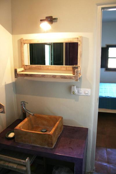 Hostal Nou De Crespia Phòng bức ảnh