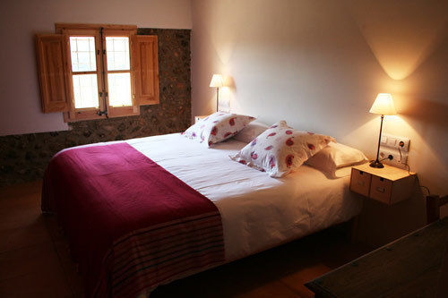 Hostal Nou De Crespia Ngoại thất bức ảnh