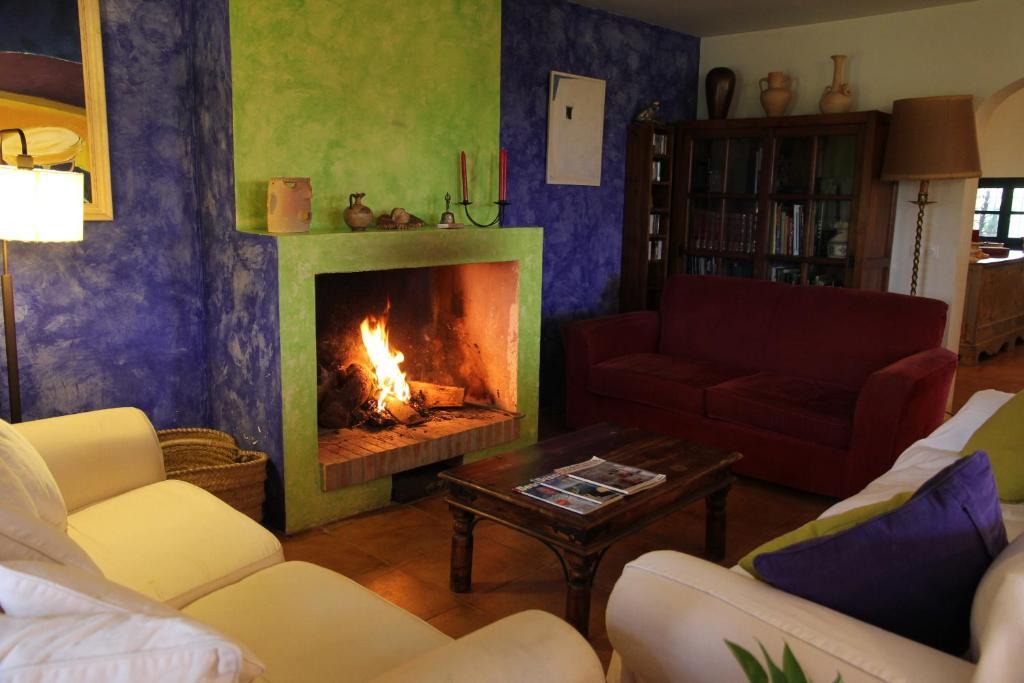 Hostal Nou De Crespia Ngoại thất bức ảnh